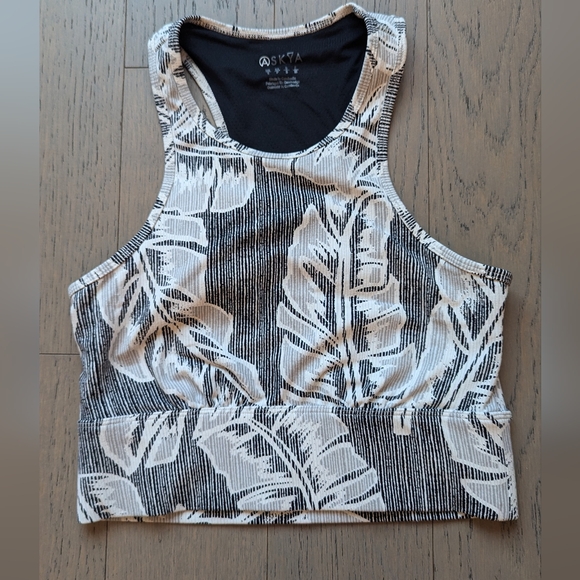 Askya Sports Bra/crop top - Picture 1 of 3